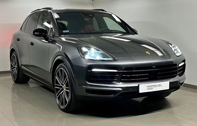 Porsche Cayenne cena 399000 przebieg: 74921, rok produkcji 2019 z Goniądz małe 781